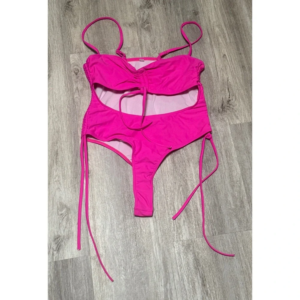 XL neon pink one piece‎ cutout bathing suit